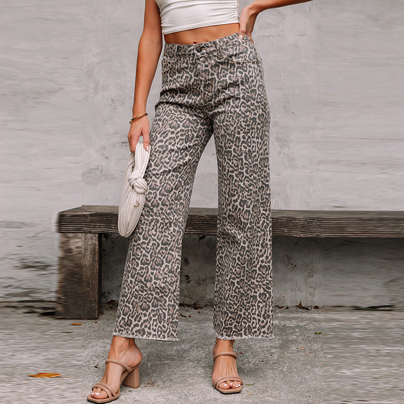 High Waist Frayed Jeans