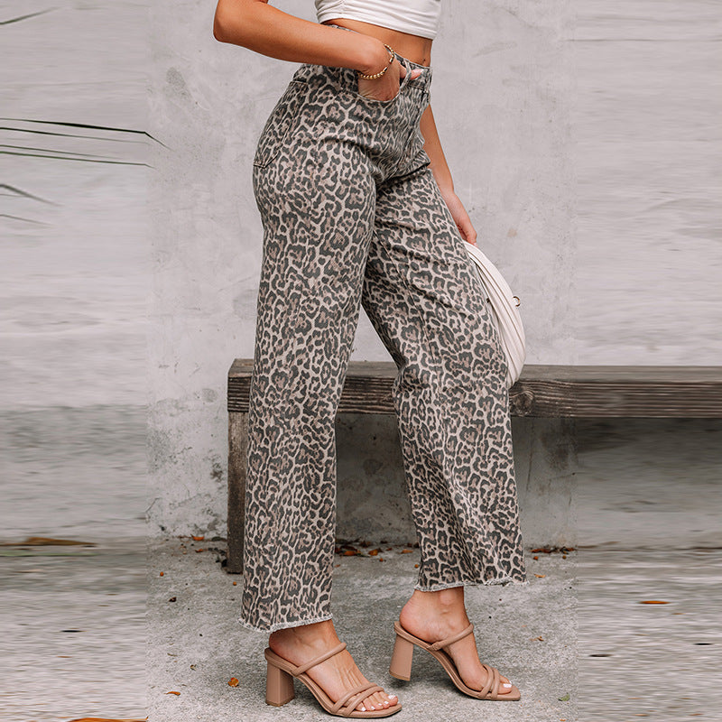 High Waist Frayed Jeans